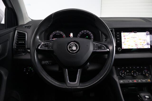 Skoda Karoq 1.0 TSI Style Business Automaat | Panoramadak | ACC | Apple Carp