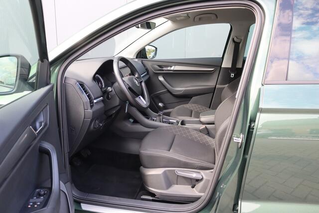 Skoda Karoq 116PK TSI Ambition Trekhaak/Navigatie/Camera/Parkeerhulp