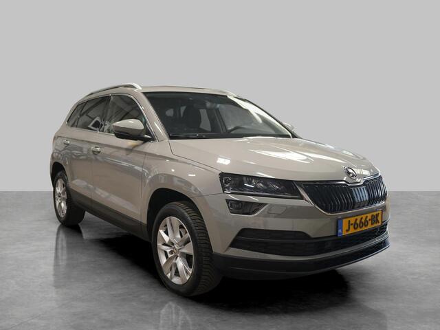Skoda Karoq 1.5 TSI ACT Business Edition | Trekhaak | Comfort Pack