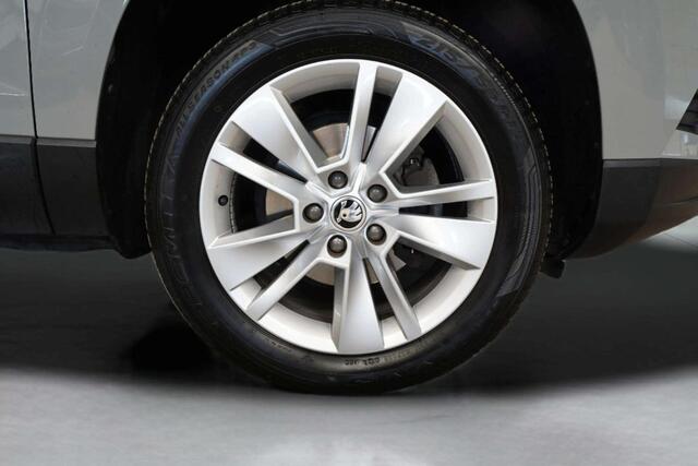 Skoda Karoq 1.5 TSI ACT Business Edition | Trekhaak | Comfort Pack