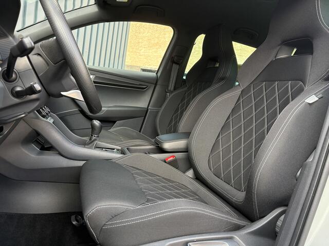 Skoda Karoq 1.5 TSI ACT Sportline Business | 360 Camera | Side Assist | Elk A-klep | Prijs Rijklaar!!