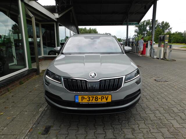 Skoda Karoq 1.5TSI 150PK DSG BUSINESS! All-in Prijs! TrekhaaK!
