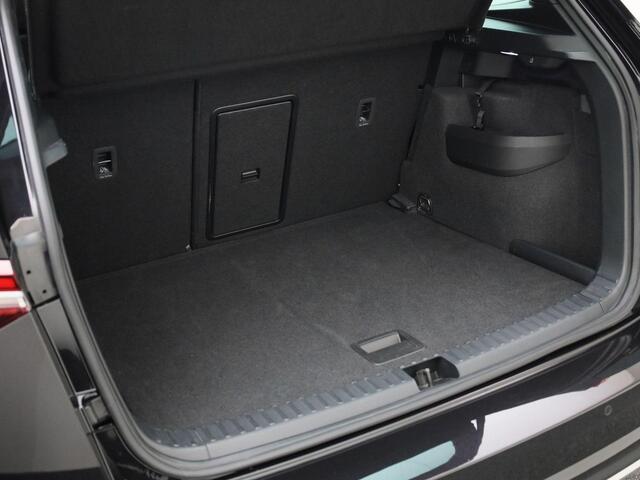 Skoda Karoq 1.5 Tsi 150pk DSG ACT Sportline Business · Camera · Apple/Android Car Play · Navigatie · Elek. Achterklep · Keyless · Stoelverwarming · 18'' Inch · Garantie t/m 24-10-2026