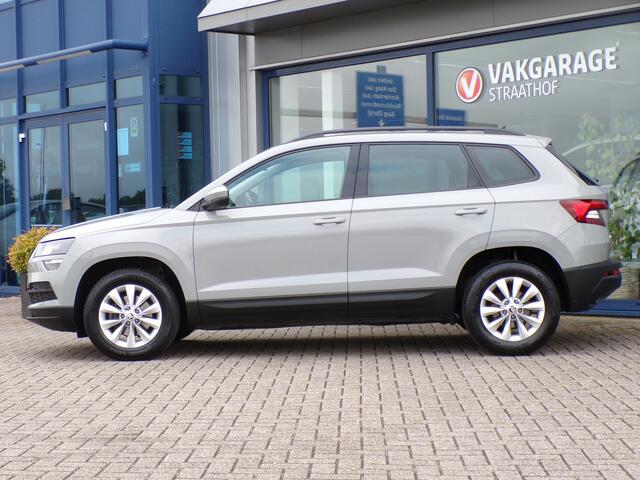 Skoda Karoq 1.0 TSI Business Edition, Carplay + Android Auto / Navigatie / Sensoren / Climate Control / 16'' LMV