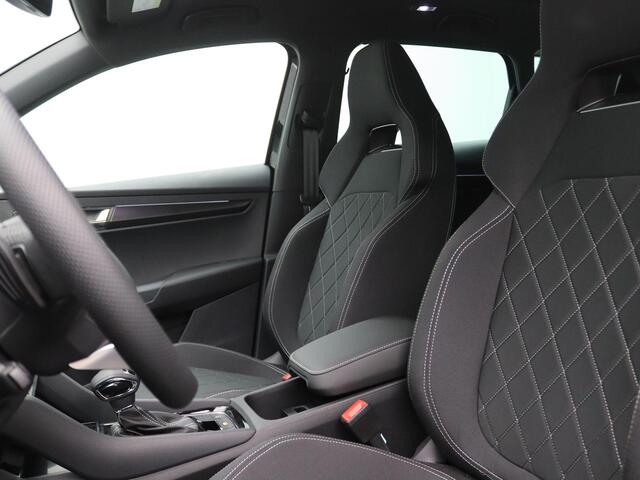 Skoda Karoq 1.5 TSI ACT Sportline Business 150PK DSG Pano-Schuifdak, Adaptieve Cruise Controle, Keyless, Virtual Pedal, Achteruitrijcamera, Stoel-Stuurverwarming, Side Assist, Trekhaak, 19" LM Velgen