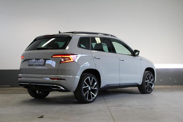 Skoda Karoq 1.5 TSI ACT Sportline Business Panoramadak - Virtual - LED