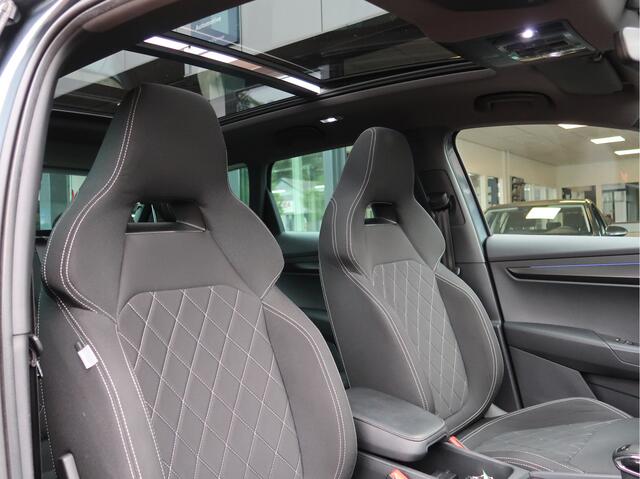 Skoda Karoq 1.5 TSI ACT Sportline Business | Panoramadak | Stoelverwarming | Virtual |