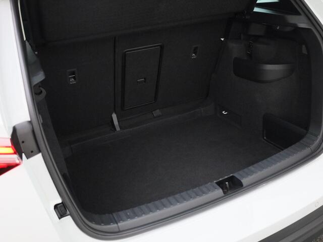 Skoda Karoq 1.5 TSI 150pk DSG ACT Business Edition · Panoramadak · Parkeersensoren + Camera · App-Connect · Garantie t/m 25-03-2028 of 60.000km