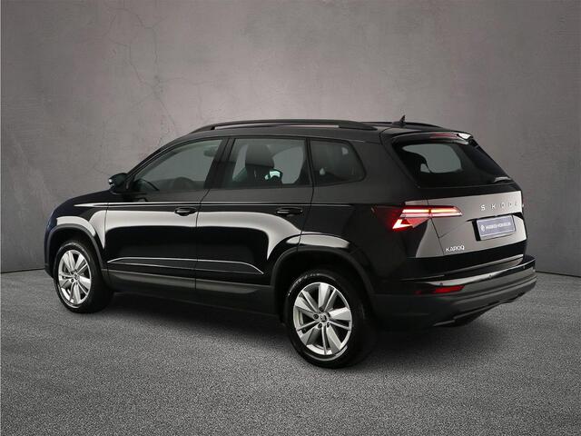 Skoda Karoq Selection 1.5 TSI 150pk DSG Automaat Adaptive cruise control, Achteruitrijcamera, Elektrische achterklep, Navigatie, Stoelverwarming, Parkeersensoren, LED koplampen