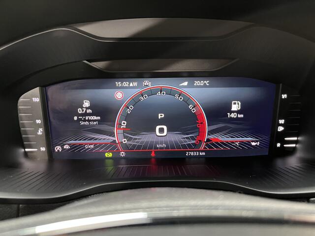 Skoda Karoq 1.5 TSI ACT Sportline Business / AUTOMAAT/ 360 CAMERA/ PARK. SENSOREN/ KEYLESS/ CRYSTAL LIGHTING/ STOEL-STUURVERWARM./ VIRTUAL COCKPIT/ ADAPT. CRUISE/ SMARTLINK/ NAVI/ CLIMA/ DAB/ 19" LMV