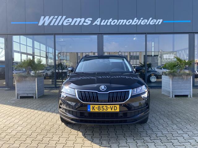 Skoda Karoq 1.5 TSI ACT Business Edition App Connect , Navigatie, Stoelverwarming
