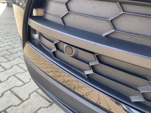 Skoda Karoq 1.5 TSI ACT Business Edition App Connect , Navigatie, Stoelverwarming