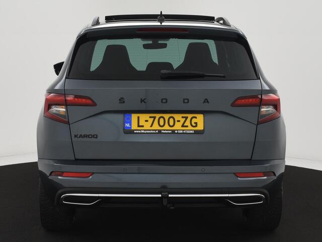 Skoda Karoq 1.5 TSI 150PK ACT Sportline Business AUTOM. TREKH|PANODAK|ELEK.ACHTERKLEP|STOEL+STUURVERW|LED|CAMERA|19INCH|NAVI