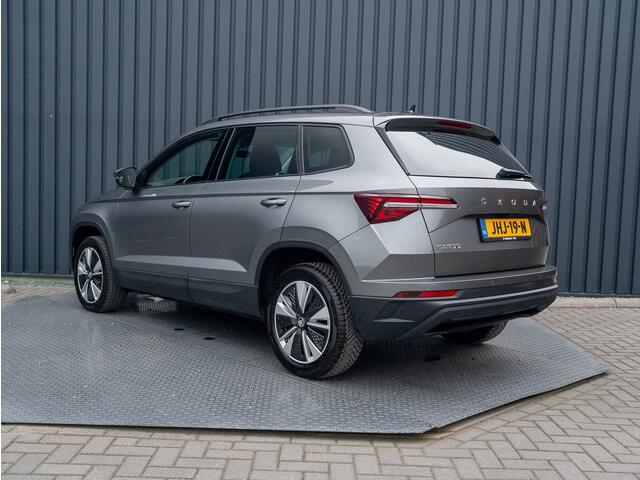 Skoda Karoq 1.5 TSI ACT Business Edition Plus | Keyless | Camera | Elk. A-klep | Adapt. Cr. | Prijs Rijklaar!!