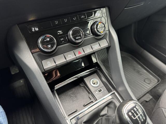 Skoda Karoq 1.0 TSI Clever Edition CAMERA-CLIMA-CRUISE