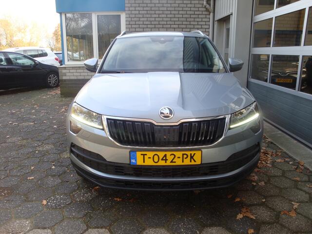 Skoda Karoq 1.5 TSI ACT Sportline Business 150 PK/ CarPlay /stoelverwarming