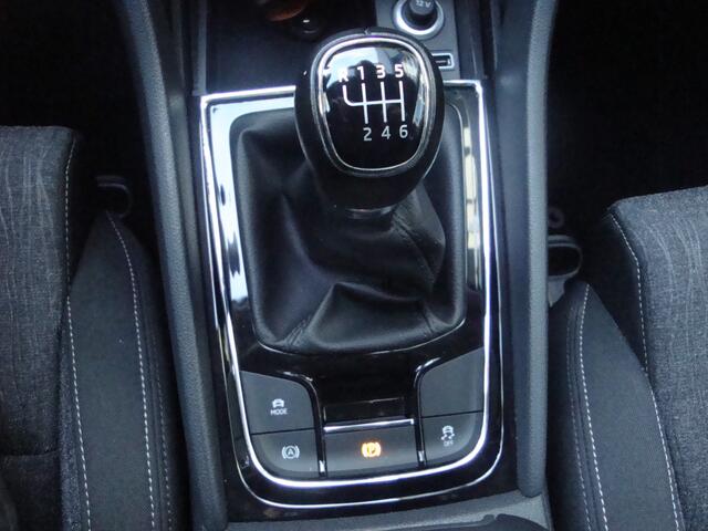 Skoda Karoq 1.5 TSI ACT Sportline Business 150 PK/ CarPlay /stoelverwarming