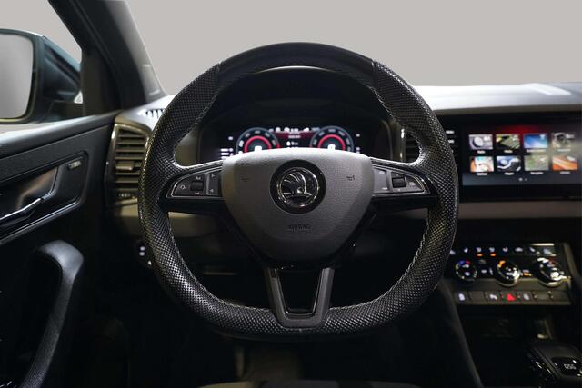 Skoda Karoq 1.5 TSI ACT Sportline Business DSG| | Pano | Trekhaak | Canton Audio | Camera