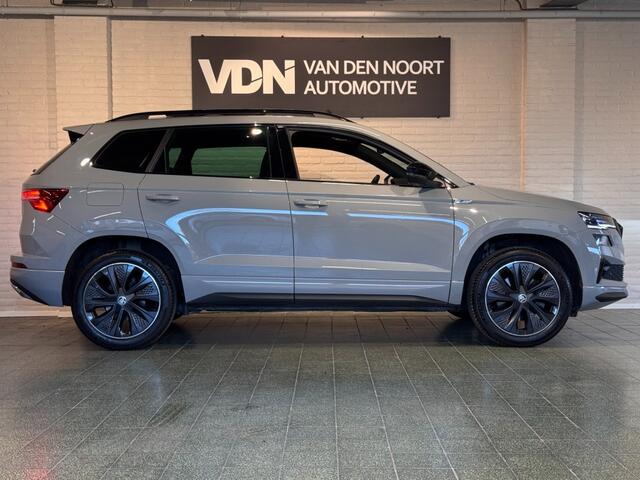 Skoda Karoq 1.5 TSI ACT Sportline Business DSG Pano Virtual ACC Navi Stoelverw 18''
