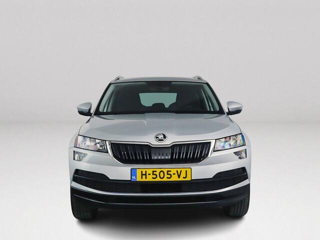 Skoda Karoq 1.0 TSI Ambition Business Aut. | Stoelverwarming | Navigatie | Parkeersensoren | Extra getint glas