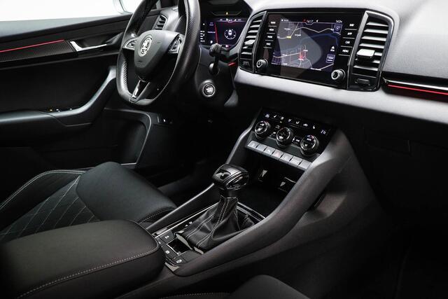 Skoda Karoq 1.5 TSI ACT Sportline Business | DAB | STOELVERWARMING | CAMERA | 19"