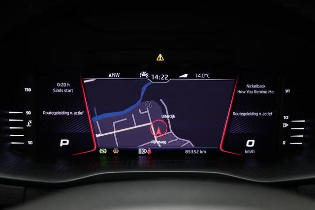 Skoda Karoq 1.5 TSI ACT Sportline Business | DAB | STOELVERWARMING | CAMERA | 19"