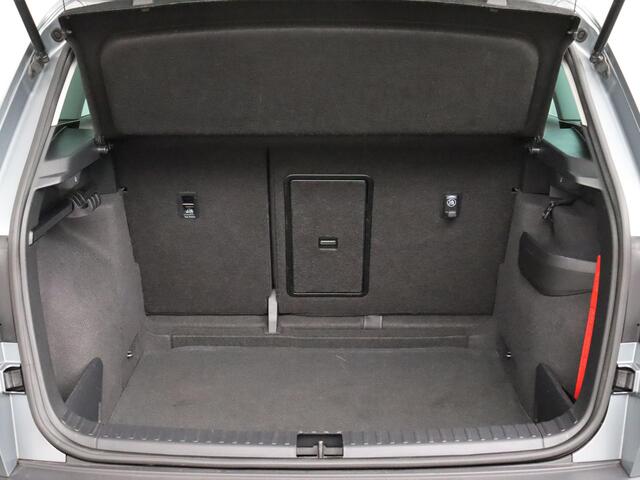 Skoda Karoq 1.0 TSI Style Business | ACC | Pano | Trekhaak!