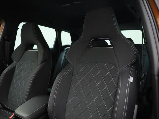 Skoda Karoq 1.5TSI/150PK ACT Sportline DSG · Navigatie · Trekhaak · Apple/Android Car Play · Camera · Garantie tot maart 2029 of 60000km.