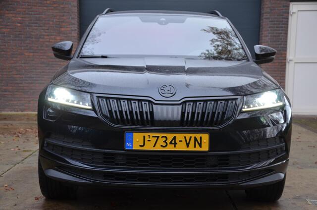 Skoda Karoq 1.5 TSI ACT Sportline Business Navi/Audio installatie premium/Led/Pdc/Ecc/Stoelverwarming/Virtual Cockpit/Achteruitrijcamera/Cr-Control adaptief/Extra getint glas