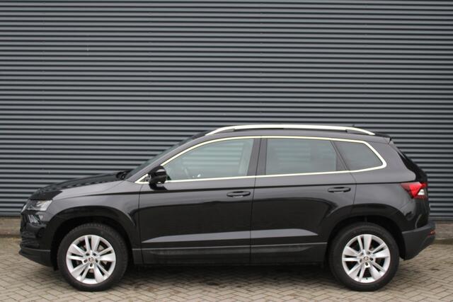 Skoda Karoq 1.5 TSI ACT Business Panoramdak Full-Led Camera DAB+
