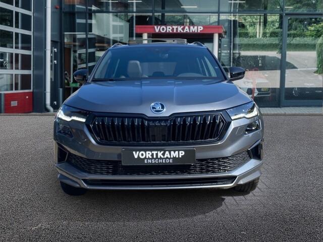 Skoda Karoq 1.5 TSI DSG SPORTLINE PANO-DAK/TREKHAAK/CAMERA/CARPLAY/ACC/STOELVERW