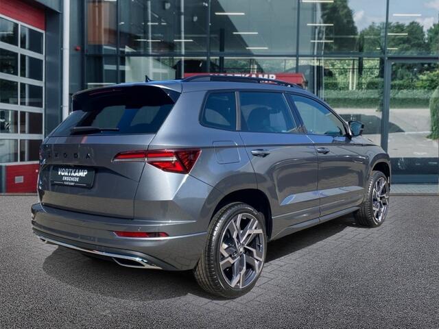 Skoda Karoq 1.5 TSI DSG SPORTLINE PANO-DAK/TREKHAAK/CAMERA/CARPLAY/ACC/STOELVERW