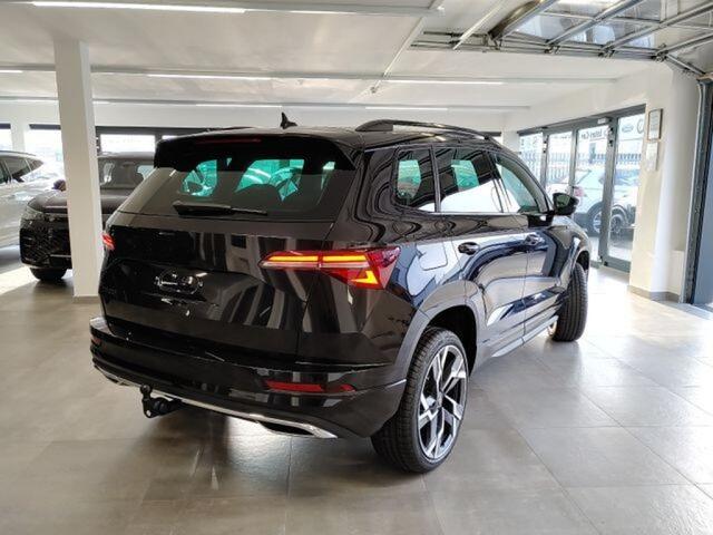 Skoda Karoq 1.5 TSI DSG SPORTLINE TREKHAAK/CAMERA/CARPLAY/ACC/STOELVERW/E-KLEP