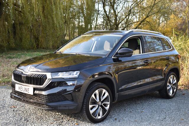 Skoda Karoq 1.5 TSI ACT 150PK DSG BUSINESS CARPLAY/ECC/STOELVERWARMING