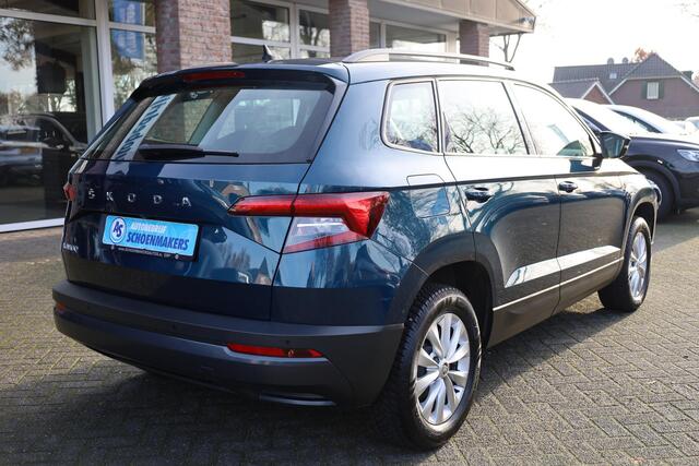 Skoda Karoq 1.0 TSI Business Edition CARPLAY CAMERA SFEERVERL. STOELERW. DAB CRUISE CLIMA NAVI 2XPDC LMV