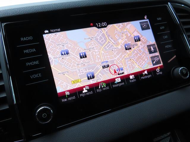 Skoda Karoq 1.5 TSI ACT Sportline Business DSG | trekhaak wegklapbaar | stoel + stuurwielverwarming | camera | elektrische achterklep