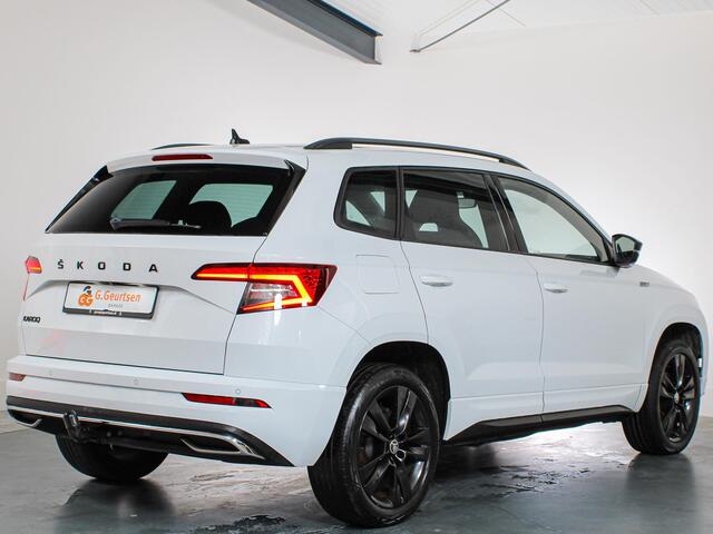 Skoda Karoq 1.5 TSI Sportline Business Trekhaak, Apple Carplay/ Android Auto, Virtual, Cruise Control, DAB