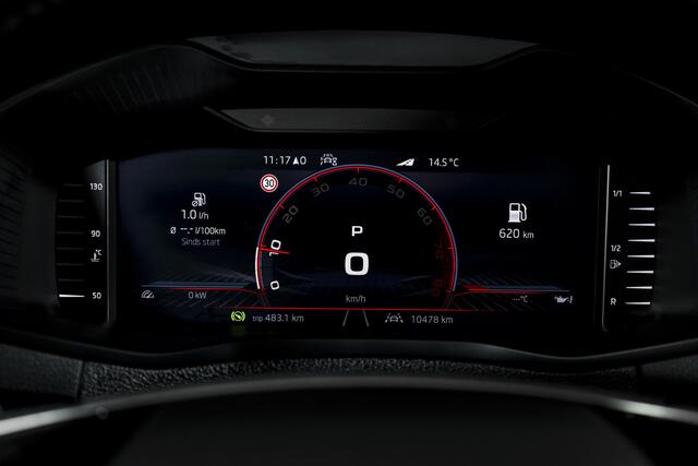 Skoda Karoq 1.5 TSI ACT Sportline Business 150 PK - Automaat | Elek. Trekhaak | Dig. Cockpit | Adapt. Cruise | PDC | Camera | NAV + App. Connect | ECC | DAB | LM 18" | 2863