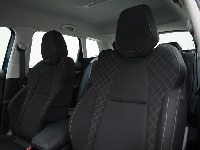 Skoda Karoq 1.5TSI/150PK ACT Clever Edition · Navigatie · Trekhaak · Apple/Android Car Play ·