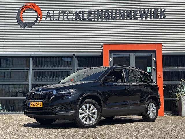 Skoda Karoq 1.0 TSI Business Edition / Applecarplay/Androidauto / Trekhaak Wegklapbaar / Electr. achterklep / Keyless / Led verlichting / Parkeersensoren