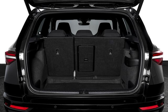 Skoda Karoq 1.5 TSI ACT Sportline Business 150 PK - Automaat | Elek. Trekhaak | Dig. Cockpit | Adapt. Cruise | PDC | Camera | NAV + App. Connect | ECC | DAB | LM 18" | 2824