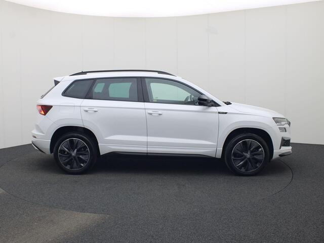 Skoda Karoq 1.5TSI/150PK ACT Sportline DSG · Navigatie · Trekhaak · Apple/Android Car Play · Camera · Garantie tot februari 2029 of 60000km.