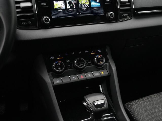 Skoda Karoq 1.5 TSI ACT 150 pk DSG Style | Trekhaak | Stuur-/stoelverwarming | Achteruitrijcamera | Navigatie