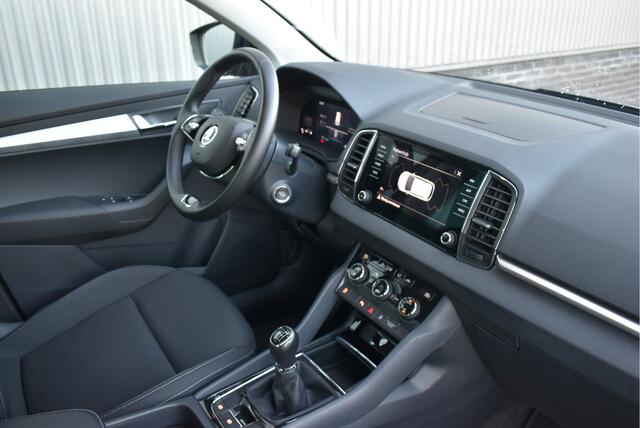 Skoda Karoq 1.5 TSI ACT Business Edition Virtual cockpit, Cruise, Camera, Carplay, PDC, Climatronic