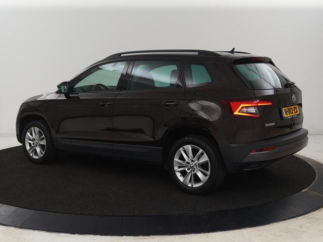 Skoda Karoq 1.0 TSI Style | Camera | Carplay | Navigatie | Full LED | Climate control | Parkeerhulp | Cruise control | Bluetooth