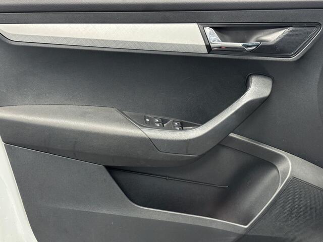 Skoda Karoq 1.5 150pk TSI ACT Business Edition Achteruitrijcamera | Adaptive cruise control | Virtual cockpit