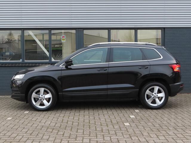 Skoda Karoq 1.5 TSI ACT Style | camera | achterklep elektrisch | adaptive cruise | navi | stoelverwarming