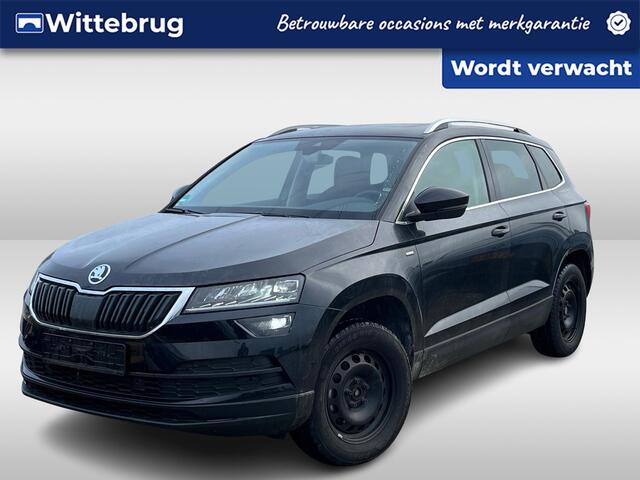 Skoda Karoq 1.5 TSI 150pk DSG Ambition clever / Panoramadak / Achteruitrij camera / Led verlichting / Elek Achterklep / 17''LMV