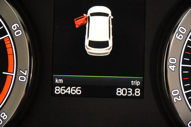 Skoda Karoq 1.5 TSI ACT Ambition DSG *1ste Eigenaar*Navigatie*Stoelverwarming*Camera*