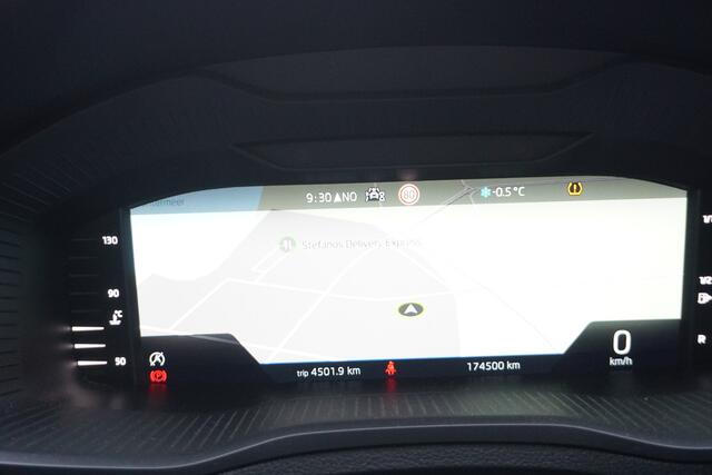 Skoda Karoq 1.0 TSI Edition Plus | CAMERA | FULL LED | CANTON AUDIO | ACC | STOELVERW. |